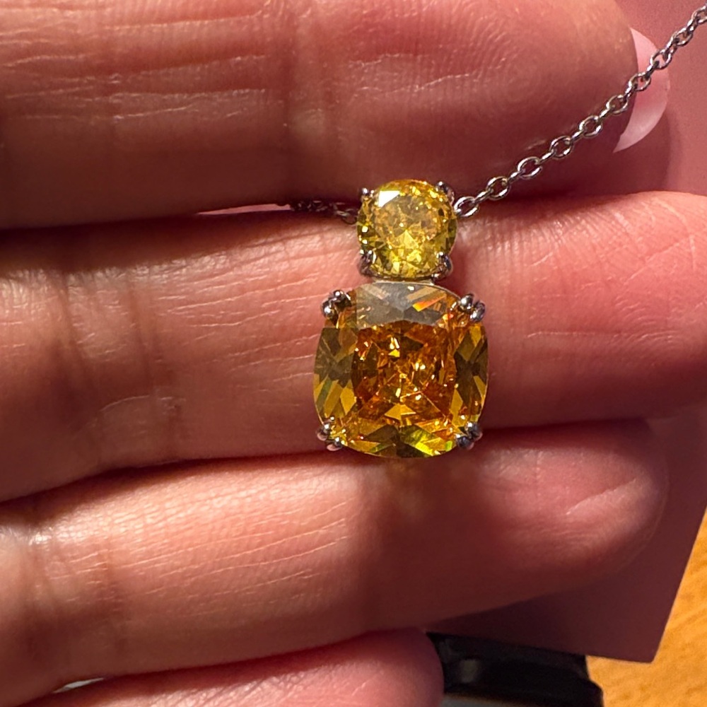 Stainless Steel Gold-tone Necklace with Yellow Gemstone - Picture 4 of 4
